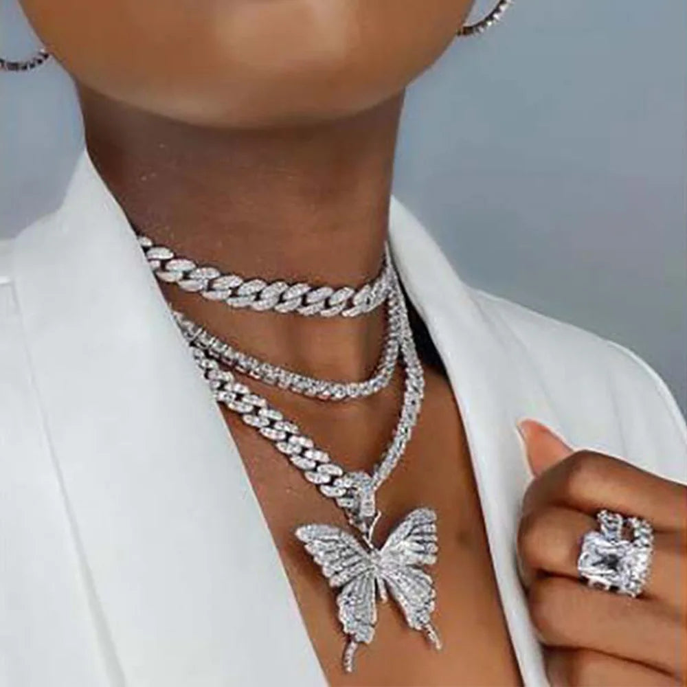 π¦π Bling Butterfly Pendant Necklace β Crystal Cuban Chain for Women β¨πΈ