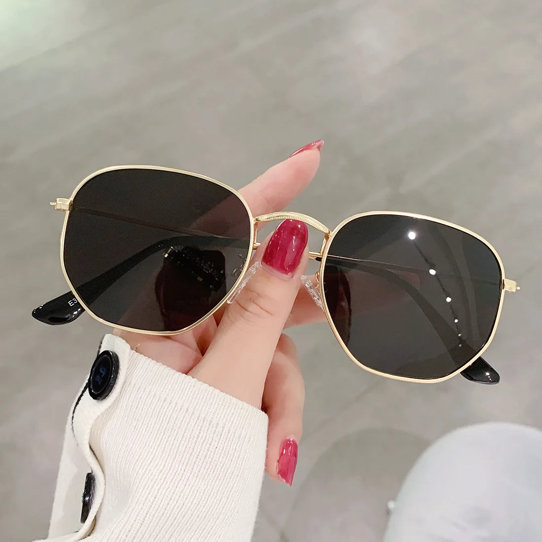 🕶️ Men’s Hexagon Sunglasses 😎 | Unisex Metal Frame ✨ | Retro Gold Tea Shades 🔶 | Fishing & Outdoor Eyewear 🎣🌞 | UV400 Protection 🛡️