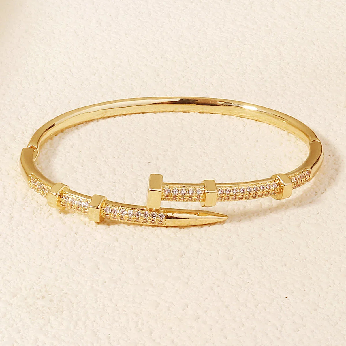 ๐โจ Trendy Nail Bracelet with Zircon โ Elegant Womenโs Jewelry โจ๐