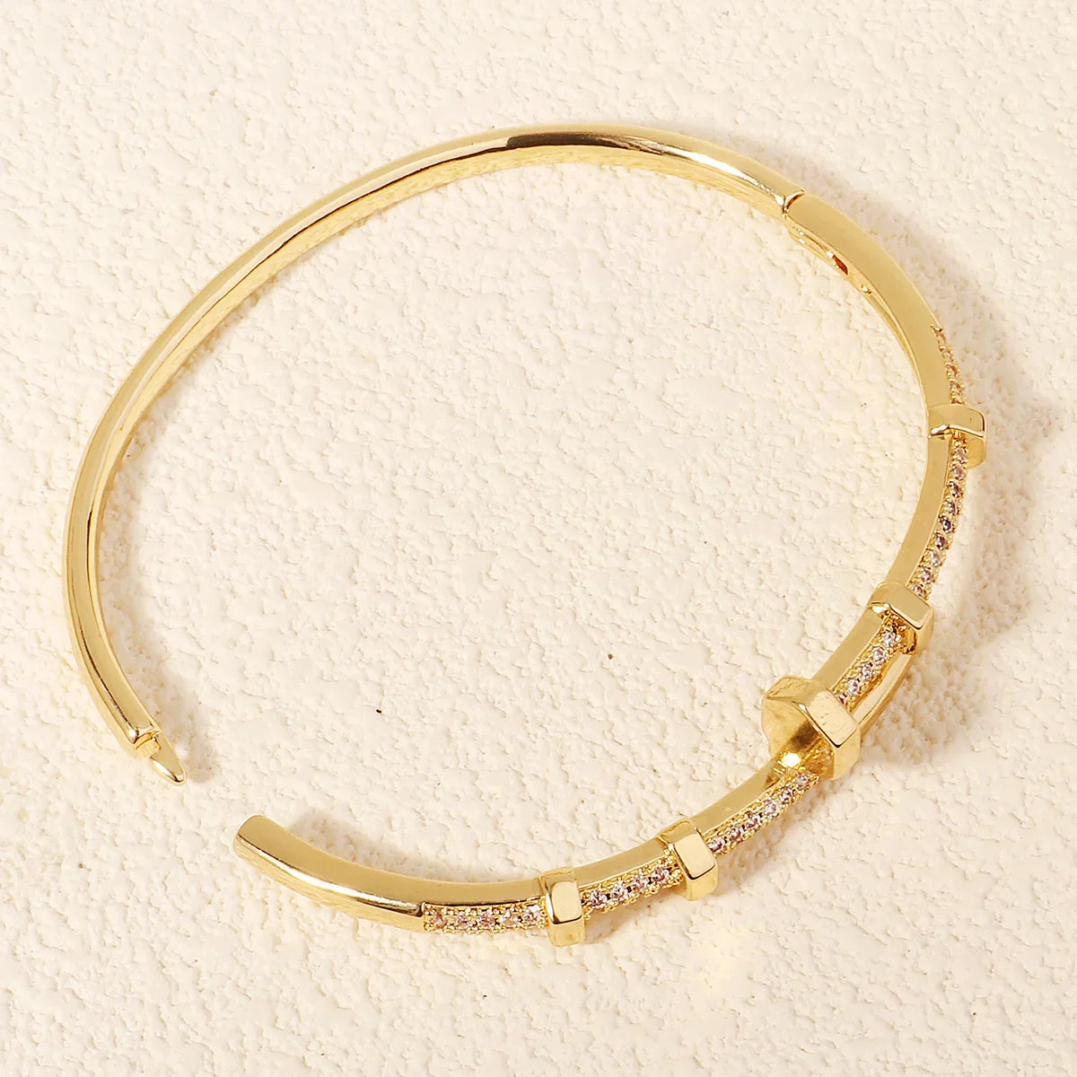 ๐โจ Trendy Nail Bracelet with Zircon โ Elegant Womenโs Jewelry โจ๐