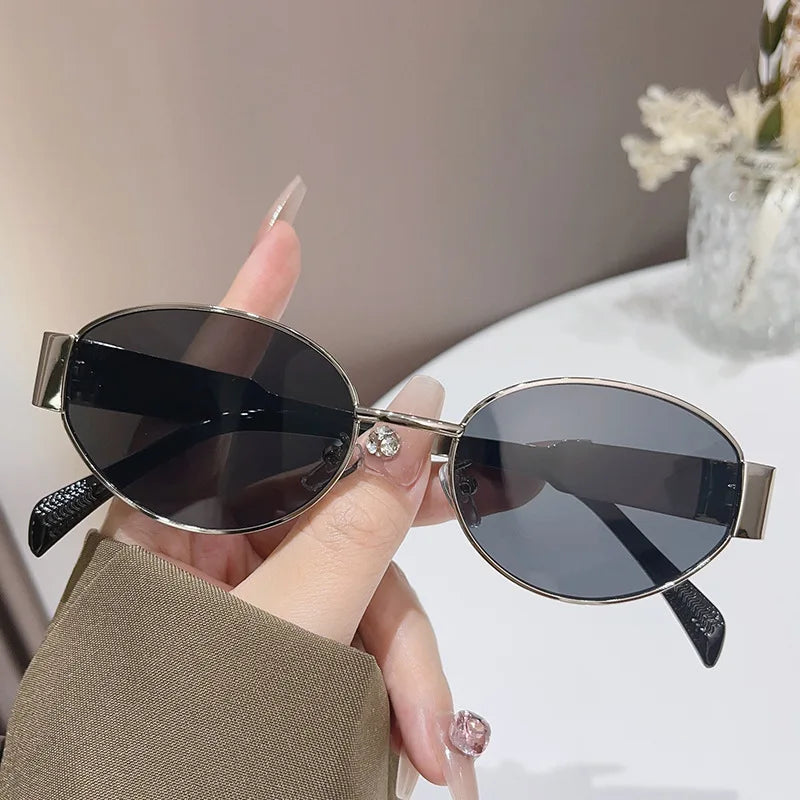 😎 Sexy Small Oval Women’s Sunglasses 🕶️ | Trendy Luxury Design ✨ | Metal Frame Shades 🔩 | UV400 Protection 🌞 | Classic Vintage Eyewear 💃🔥