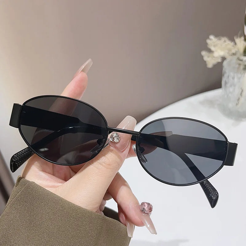 😎 Sexy Small Oval Women’s Sunglasses 🕶️ | Trendy Luxury Design ✨ | Metal Frame Shades 🔩 | UV400 Protection 🌞 | Classic Vintage Eyewear 💃🔥