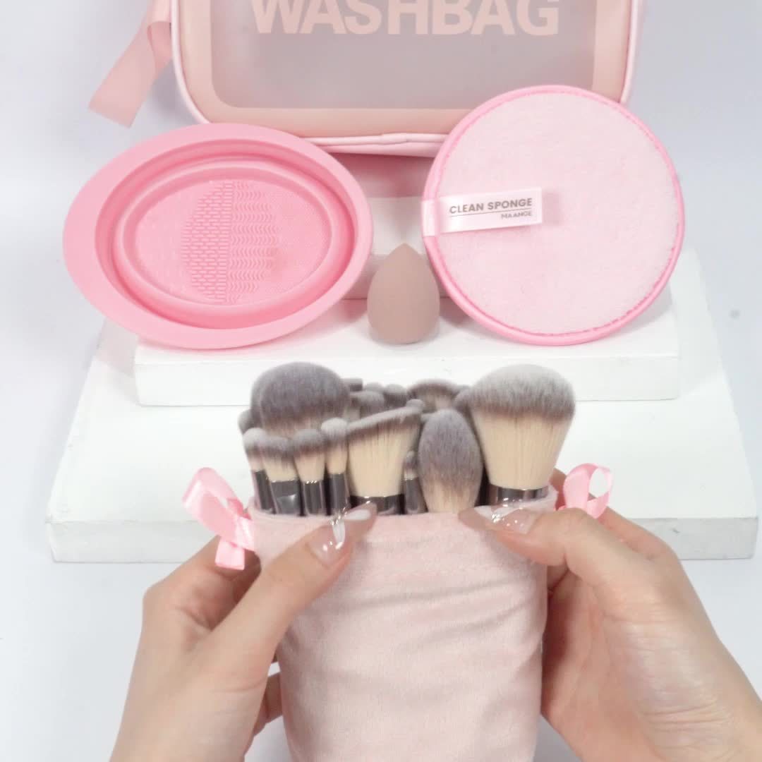 💄 30pcs Professional Makeup Brush Set 👜 Velvet Bag 🧽 Beauty Blender 🌸 Makeup Remover Puff 🌀 Cleaning Mat 🚿 Bathroom Bag 🪶 Soft to touch 🎨 Foundation & Eyeshadow Blending Brush Kit 👩 For Women 🎁 Mother’s Day Gift Set 💐