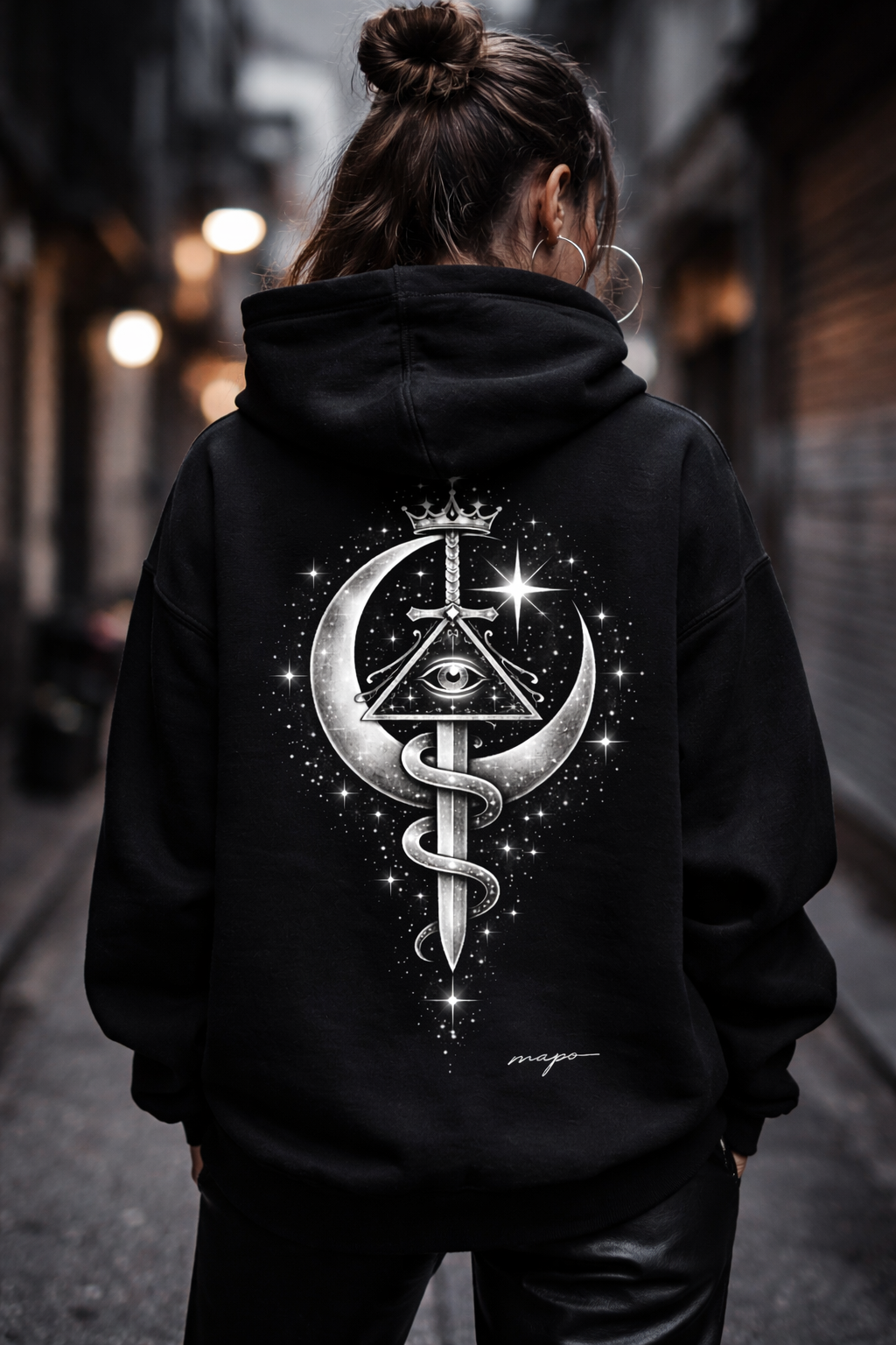 Luna Fortis – The Sweater of the Sovereign Woman