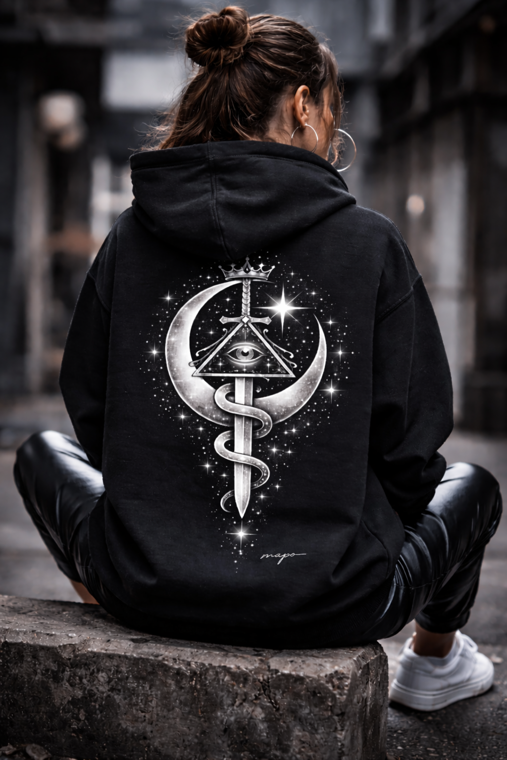 Luna Fortis – The Sweater of the Sovereign Woman