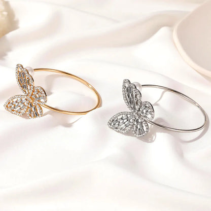 🦋 Zircon & Pearl Butterfly Bracelet – Adjustable, Trendy in Europe/USA 💎