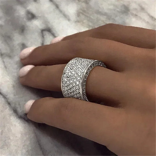 💍✨ Luxury Bling Wedding Band – Women’s CZ Engagement & Party Ring 💎