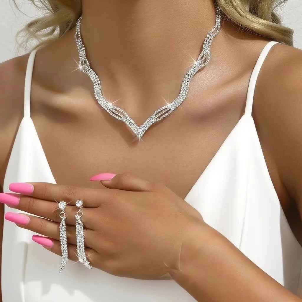 👑✨ Women’s Fashion Jewelry Set – Light Luxury & Sparkling Elegance ✨💎