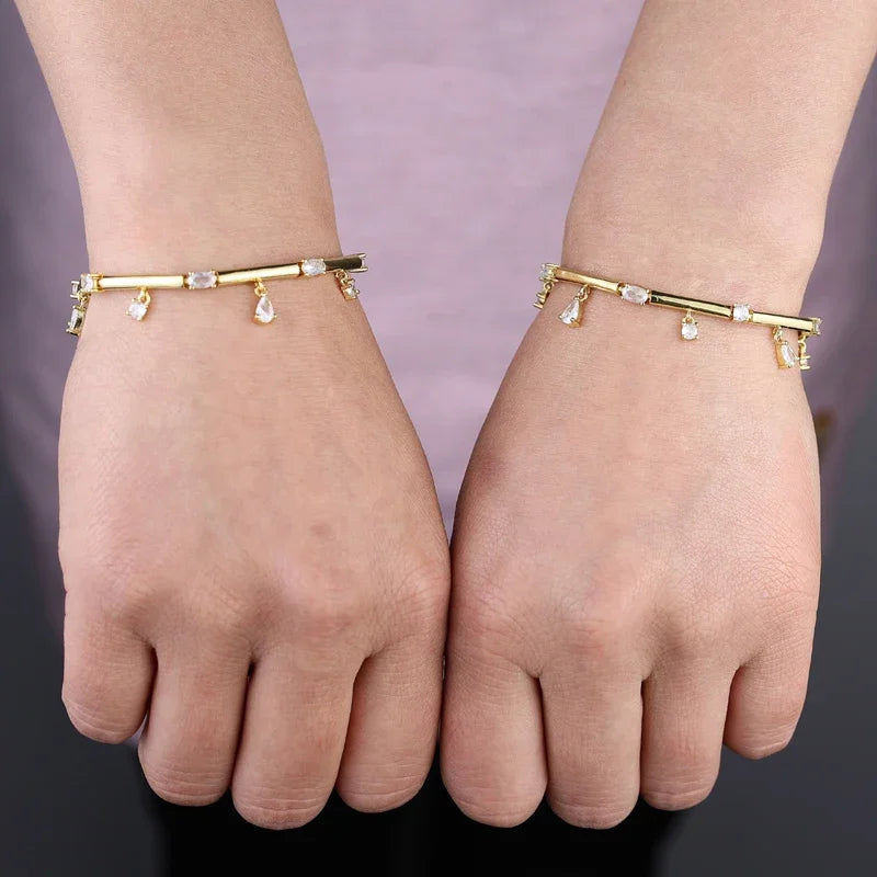 💛✨ 2025 Bling Geometric CZ Drop Charm Bracelet – Gold Bamboo Link Chain ✨💎
