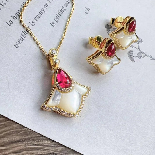 🍁✨ Light Luxury White Fritillaria & Ruby Maple Leaf Jewelry Set ✨🍁
