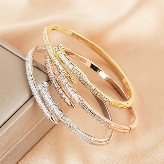 💎✨ Trendy Nail Bracelet with Zircon – Elegant Women’s Jewelry ✨💎